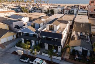 Single Family Residence, 315 Bay ave, Newport Beach, CA 92661 - 2