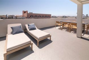 Single Family Residence, 315 Bay ave, Newport Beach, CA 92661 - 32