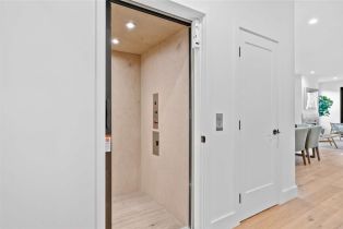 Single Family Residence, 315 Bay ave, Newport Beach, CA 92661 - 45