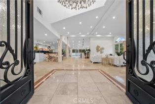 Single Family Residence, 3856 Vista Linda dr, Encino, CA 91316 - 8