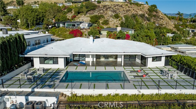 Single Family Residence, 1835 Deermont rd, Glendale, CA 91207 - 1