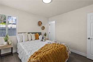 Single Family Residence, 11214 Woodley ave, Granada Hills, CA 91344 - 27