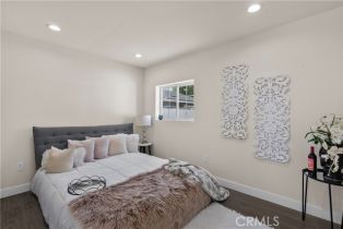 Single Family Residence, 11214 Woodley ave, Granada Hills, CA 91344 - 34