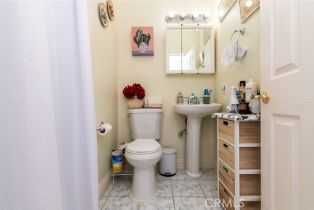 Residential Income, 607 Olive ave, Burbank, CA 91501 - 8