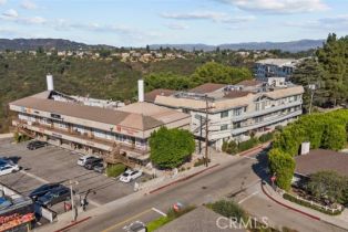 Condominium, 2345 Roscomare rd, Bel Air, CA 90077 - 5