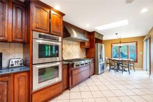 Single Family Residence, 10332 Steven pl, Chatsworth, CA 91311 - 15