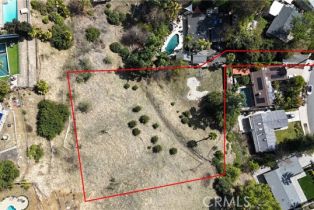 , 20713 Collins st, Woodland Hills, CA 91367 - 4