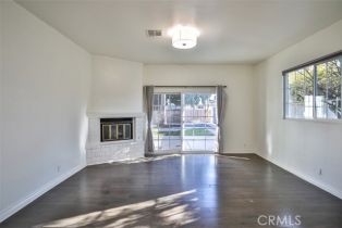 Single Family Residence, 18738 Sylvan st, Tarzana, CA 91335 - 20