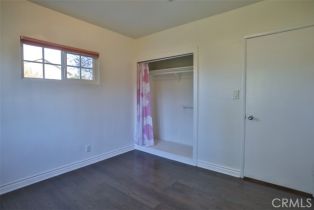 Single Family Residence, 18738 Sylvan st, Tarzana, CA 91335 - 38