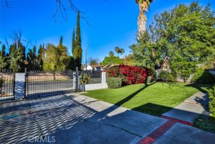 Single Family Residence, 18738 Sylvan st, Tarzana, CA 91335 - 4