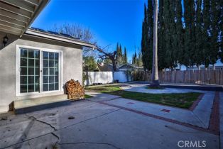 Single Family Residence, 18738 Sylvan st, Tarzana, CA 91335 - 51