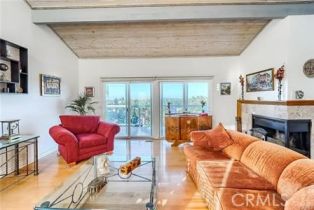 Single Family Residence, 21651 Yucatan ave, Woodland Hills, CA 91364 - 10