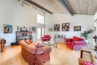 Single Family Residence, 21651 Yucatan ave, Woodland Hills, CA 91364 - 11