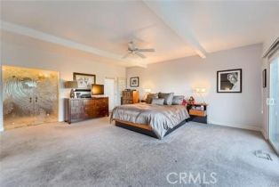 Single Family Residence, 21651 Yucatan ave, Woodland Hills, CA 91364 - 24