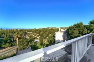 Single Family Residence, 21651 Yucatan ave, Woodland Hills, CA 91364 - 3