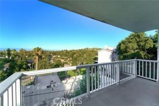 Single Family Residence, 21651 Yucatan ave, Woodland Hills, CA 91364 - 35