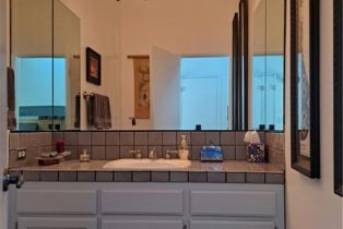 Single Family Residence, 21651 Yucatan ave, Woodland Hills, CA 91364 - 41