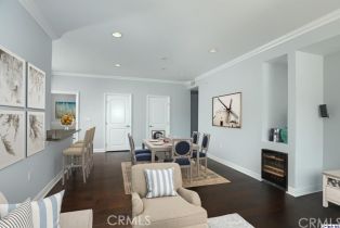 Condominium, 11504 Moorpark st, Studio City, CA 91602 - 3