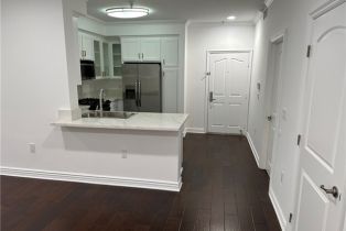 Condominium, 11504 Moorpark st, Studio City, CA 91602 - 4