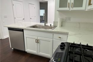 Condominium, 11504 Moorpark st, Studio City, CA 91602 - 6