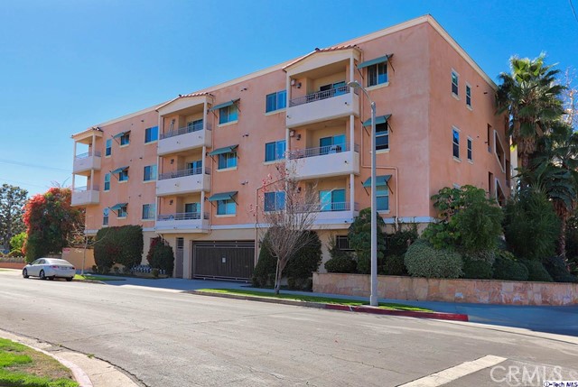 Condominium, 11504 Moorpark st, Studio City, CA 91602 - 1