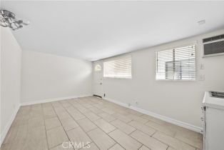 Single Family Residence, 5025 Noble ave, Sherman Oaks, CA 91403 - 21