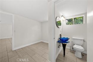 Single Family Residence, 5025 Noble ave, Sherman Oaks, CA 91403 - 24