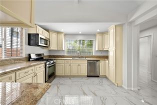 Single Family Residence, 5025 Noble ave, Sherman Oaks, CA 91403 - 8