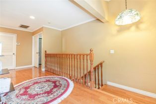 Single Family Residence, 521 Via Montana, Burbank, CA 91501 - 22