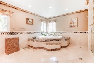 Single Family Residence, 521 Via Montana, Burbank, CA 91501 - 31