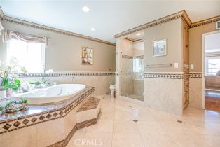 Single Family Residence, 521 Via Montana, Burbank, CA 91501 - 32