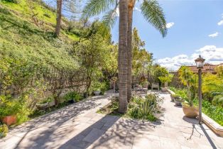 Single Family Residence, 521 Via Montana, Burbank, CA 91501 - 57