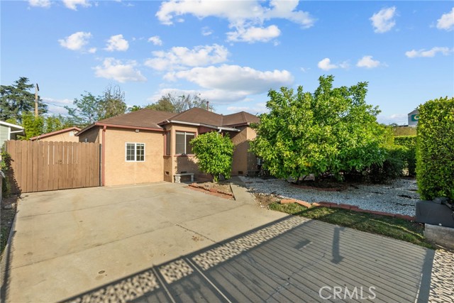 Single Family Residence, 2227 Buena Vista st, Burbank, CA 91504 - 1