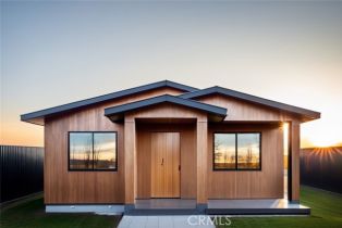 Single Family Residence, 8442 Doncaster, Huntington Beach, CA  Huntington Beach, CA 92646