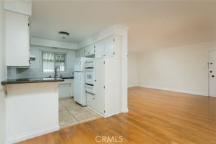 Condominium, 1220 3rd st, Burbank, CA 91504 - 4