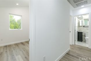 Apartment, 2779 Mansfield dr, Burbank, CA 91504 - 13