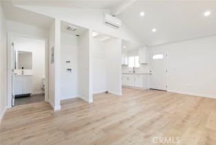 Single Family Residence, 17237 Kingsbury st, Granada Hills, CA 91344 - 11