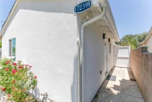 Single Family Residence, 17237 Kingsbury st, Granada Hills, CA 91344 - 5