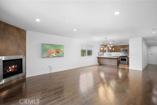 Condominium, 11023 Fruitland dr, Studio City, CA 91604 - 11