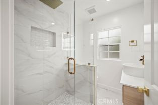 Single Family Residence, 620 Elmwood ave, Burbank, CA 91501 - 18