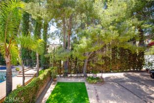 Single Family Residence, 11574 Yarmouth ave, Granada Hills, CA 91344 - 45