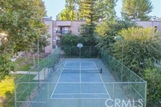 Condominium, 22100 Burbank blvd, Woodland Hills, CA 91367 - 14