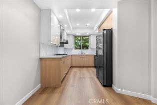 Condominium, 12633 Moorpark st, Studio City, CA 91604 - 3