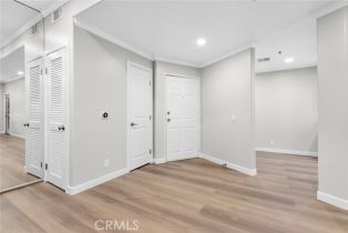 Condominium, 12633 Moorpark st, Studio City, CA 91604 - 8