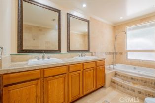 Single Family Residence, 19941 Hiawatha st, Chatsworth, CA 91311 - 36