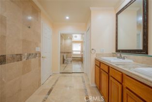 Single Family Residence, 19941 Hiawatha st, Chatsworth, CA 91311 - 37