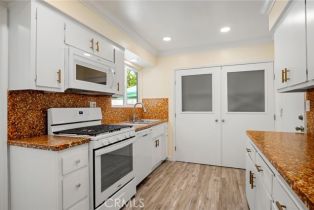 Single Family Residence, 575 Winona way, Pasadena, CA 91103 - 10