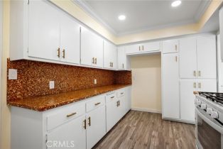 Single Family Residence, 575 Winona way, Pasadena, CA 91103 - 11