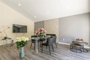 Single Family Residence, 17465 Tuscan dr, Granada Hills, CA 91344 - 12