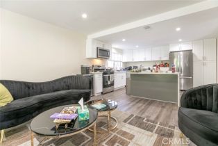 Single Family Residence, 17465 Tuscan dr, Granada Hills, CA 91344 - 13